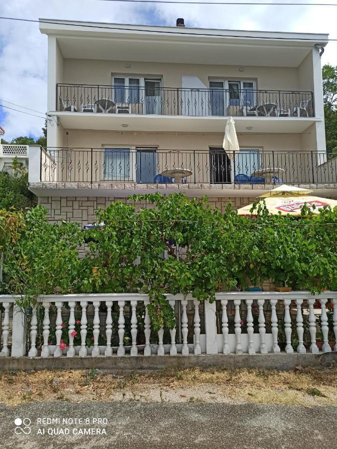 App Matea Dramalj Exterior foto