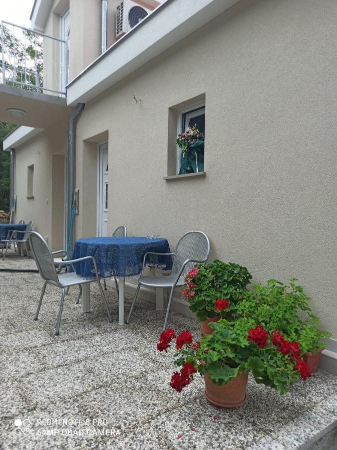 App Matea Dramalj Exterior foto